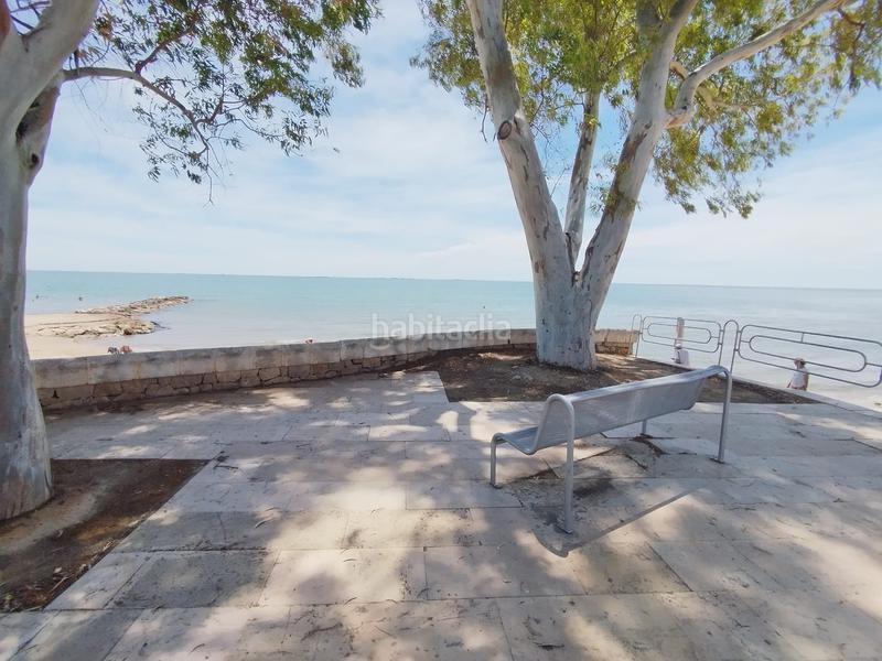 Foto dc2db7e0-e08c-4dbc-be7f-ed2c6cf22719. Casa adosada vivienda muy exclusiva en el paseo maritimo. en Sant Carles de la Ràpita