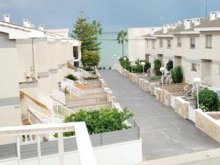 Piso  Carrer d'en gorria. Piso a escasos metros de la playa.