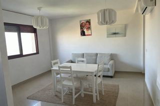 Apartament  Carrer del camp. Apartamento cerca del puerto deportivo.