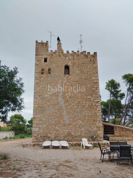 Foto 569c53f4-2be6-4374-9b28-f74392aaa9d9. Casa adossada amb aparcament piscina a Alcanar