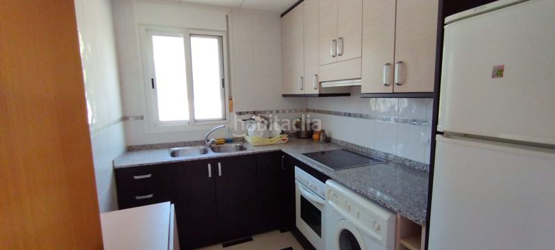 Foto ba0a01f0-56a8-48c6-bf2d-668f5ab00de9. Casa adossada amb aparcament piscina a Alcanar