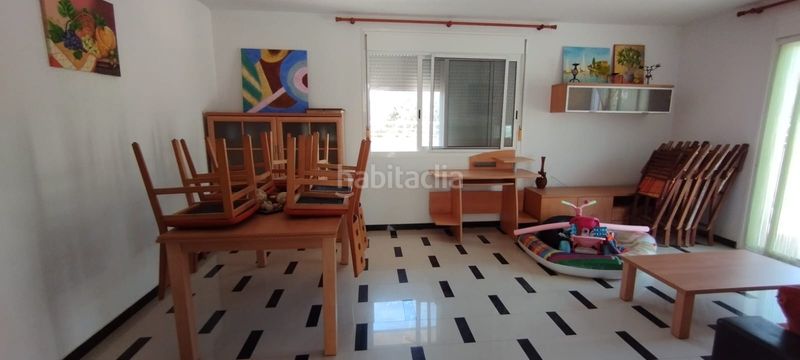 Foto c19e1c6a-4335-4b70-9658-65cb7ed98d10. Casa adossada amb aparcament piscina a Alcanar