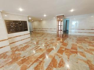 Pis  Carrer sant isidre. Piso en el centro, vivienda habitual.