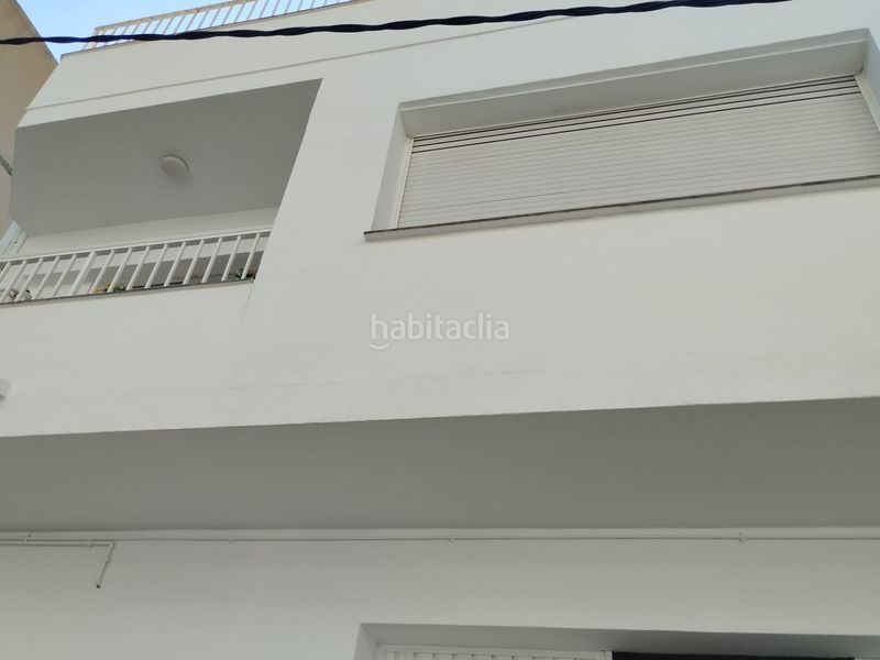 Foto 5fdb39e2-feb7-4b22-9c2c-9b707a7361ae. Casa amb xemeneia calefacció aparcament a Centre La Ràpita