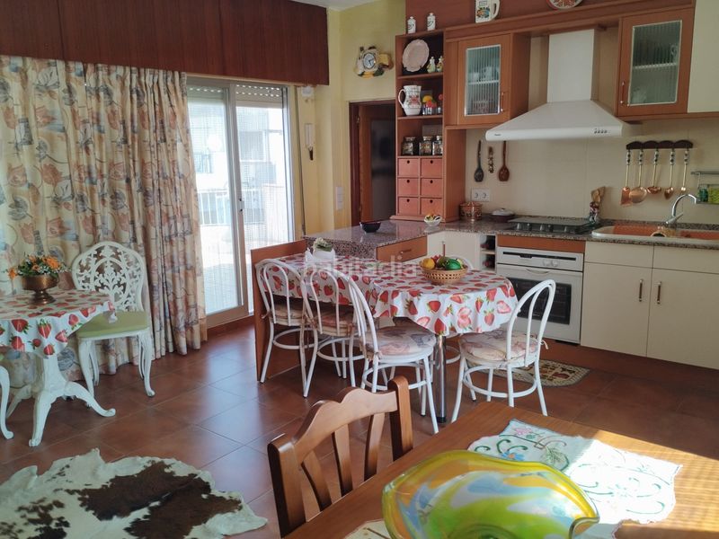Foto 614e9014-7f7b-4c17-83cf-c4ed50843a89. Casa amb xemeneia calefacció aparcament a Centre La Ràpita