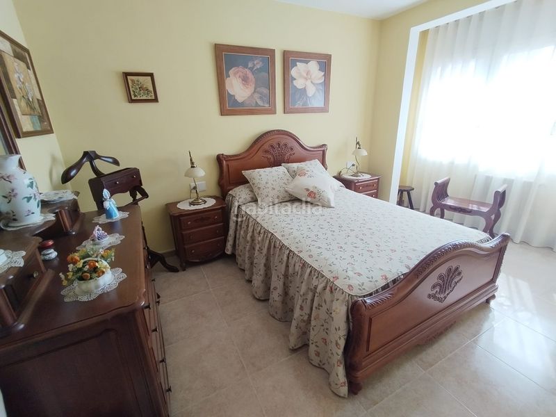 Foto a7d18d34-edd4-4b9e-a499-677cfff37ad5. Casa amb xemeneia calefacció aparcament a Centre La Ràpita