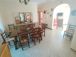 Chalet  Carrer martinenca d. Chalet a 200 metros del mar.