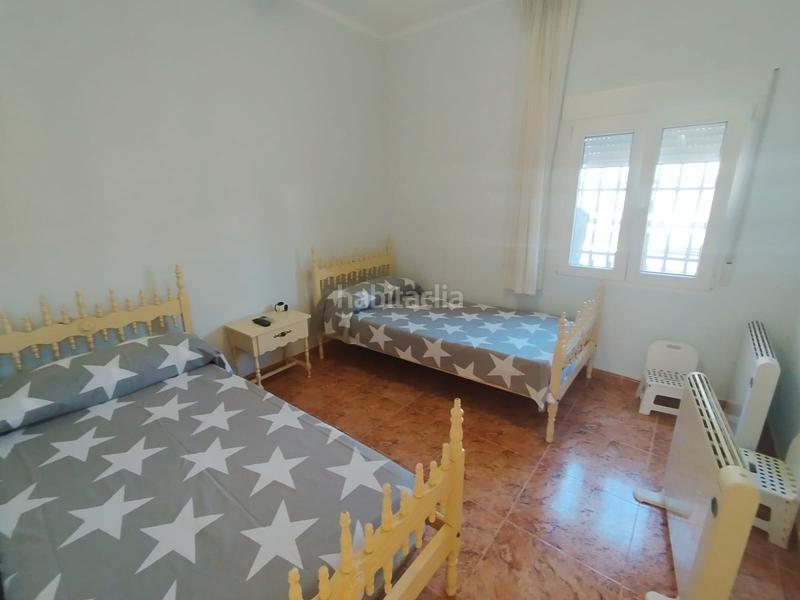 Foto d01d8bfb-36ac-40d4-a905-b3eaa5290013. Chalet  a pasos del mar en Alcanar