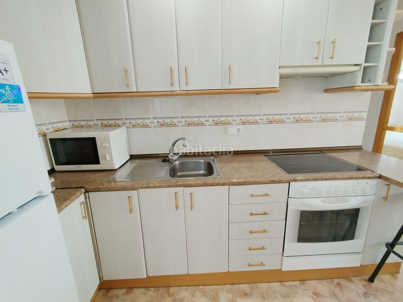 Foto d1cd2af2-ac78-45e2-bf33-b589a5fe62ff. Apartament amb piscina a Alcanar