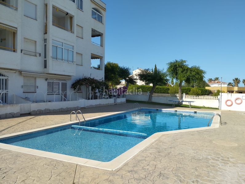 Foto f190a43f-80f0-41f1-ac04-53778ea2d5cb. Apartament amb piscina a Alcanar