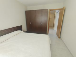 Piso  Carrer de ramon das neves. Listo para entrar a vivir.
