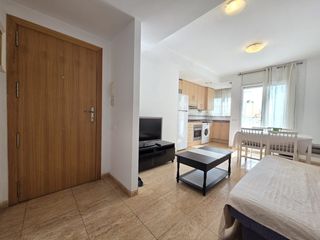 Appartement  Carrer del 12 d'octubre. En el centro, cerca de todo.