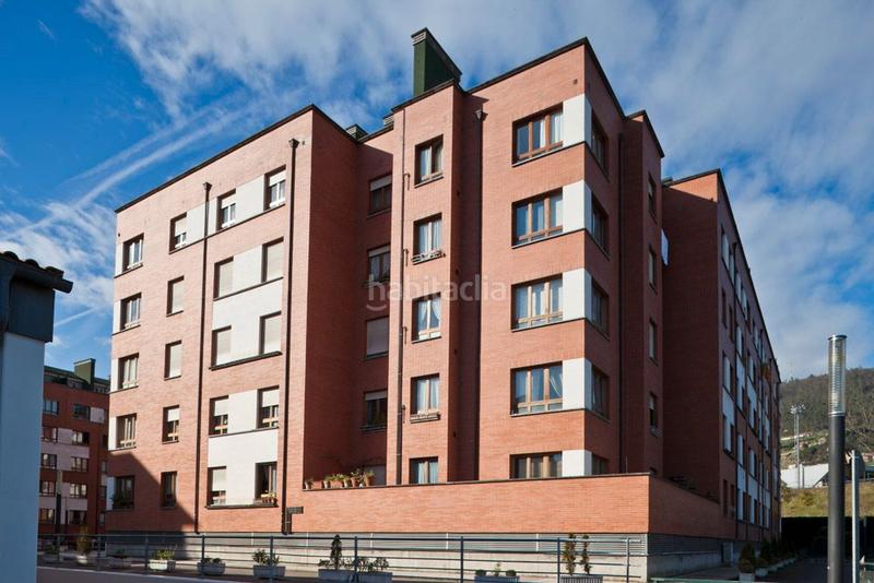 Foto 6b9d8583-aa49-46ed-a81a-6879623a7d61. Autoparkplatz in avenida del mar 65 in Huca - La Cadellada Oviedo