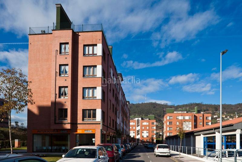 Foto bbfd9d89-b159-4abe-8912-d9974af39358. Autoparkplatz in avenida del mar 65 in Huca - La Cadellada Oviedo