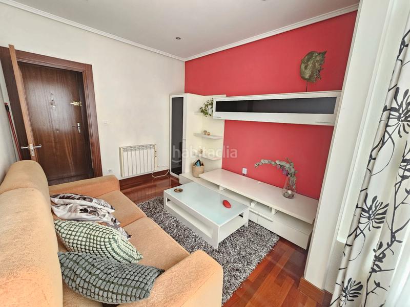 Foto 43ede228-4d33-479f-a3d2-02661bce8f6c. Apartament amb calefacció a Centro Barakaldo