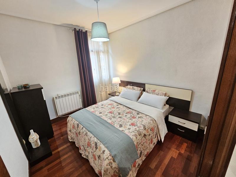Foto 8cedd77b-bf85-4d26-a85a-fe9ae85d57d0. Apartament amb calefacció a Centro Barakaldo
