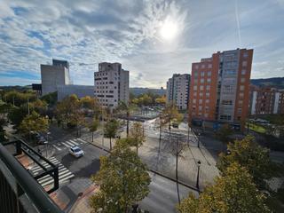 Pis a Arteagabeitia - Retuerto - Kareaga. Piso en azkue