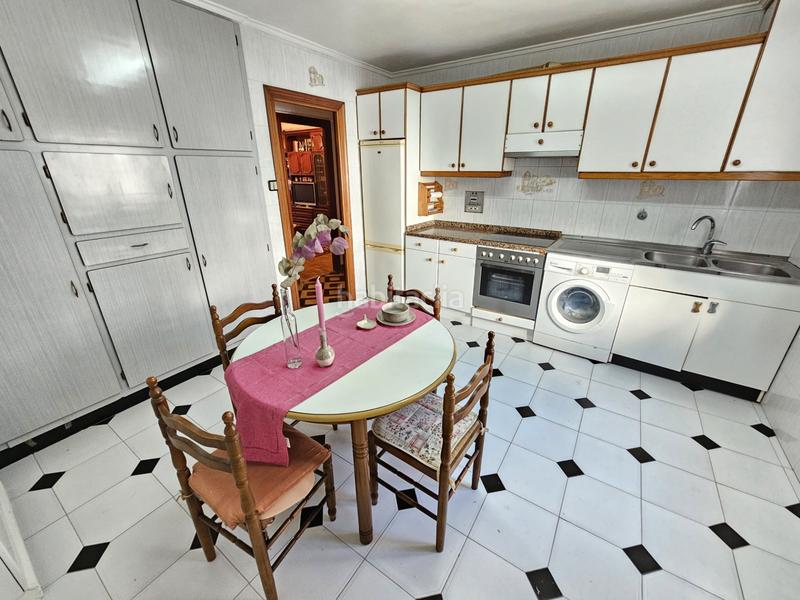 Foto 1b995afb-ed6c-40ba-8a1e-d61a73e5f089. Flat with heating in Lasesarre Barakaldo