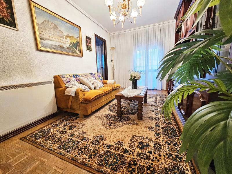 Foto 4ce687fc-22a6-4e25-acbf-da5853cb36bc. Flat with heating in Lasesarre Barakaldo