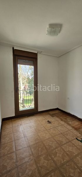 Foto d0c238a8-4463-4a6b-b0ee-cc52cc566b9a. Pis a Bagatza - S. Vicente Barakaldo