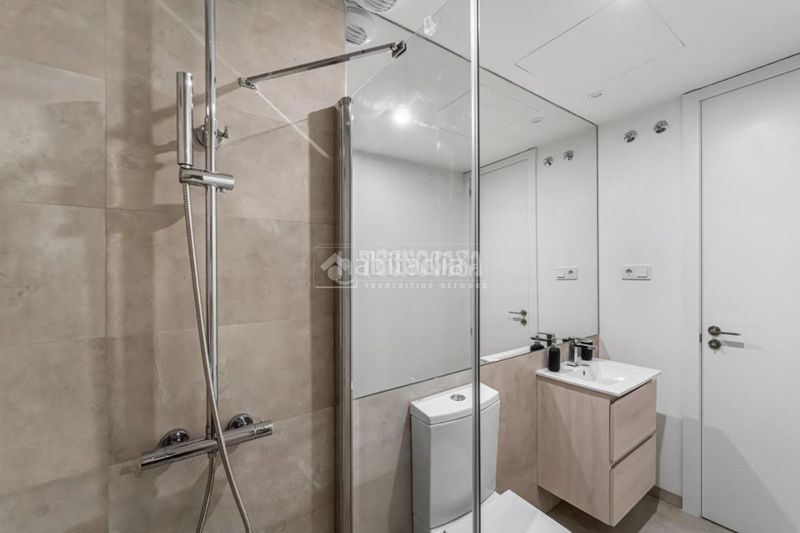 Foto 67c39c9a-a4a8-4a66-bc23-dc74477315e0. Location studio avec chauffage piscine dans Argüelles Madrid