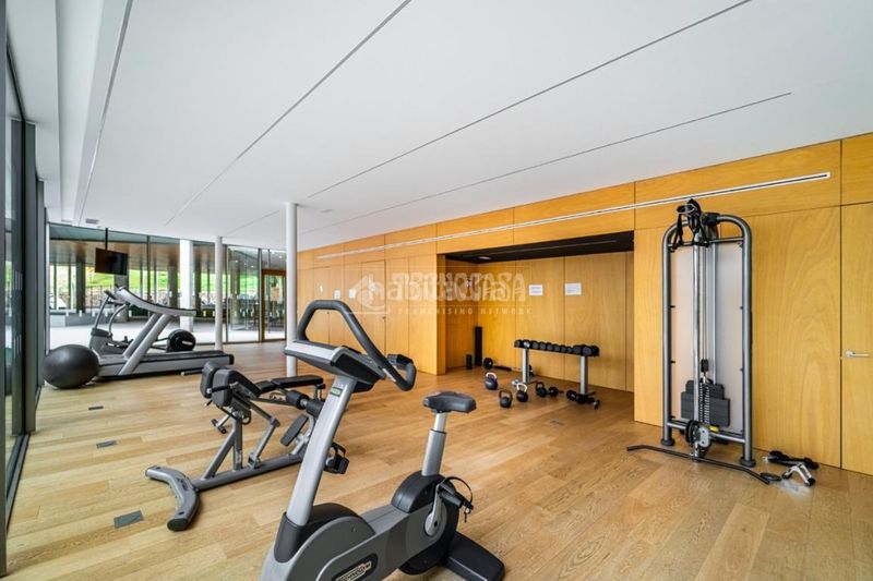 Foto e39ee2c3-7b7e-4a10-9efd-f91d8fa87d9b. Location studio avec chauffage piscine dans Argüelles Madrid
