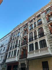 Lloguer Estudi  Calle luisa fernanda. Piso en alquiler en madrid