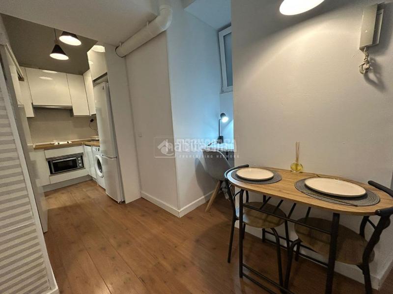 Foto 08d0762f-b766-42ff-9789-4b72bcbf22a8. Estudio piso en venta en Argüelles Madrid