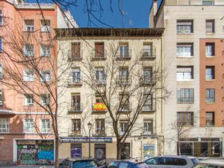 Estudi  Calle cadarso. Piso en venta en madrid