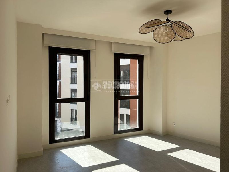 Foto 12a99965-42ee-4ed1-b422-2ae7f56ed874. Rent flat with parking in Universidad-Malasaña Madrid