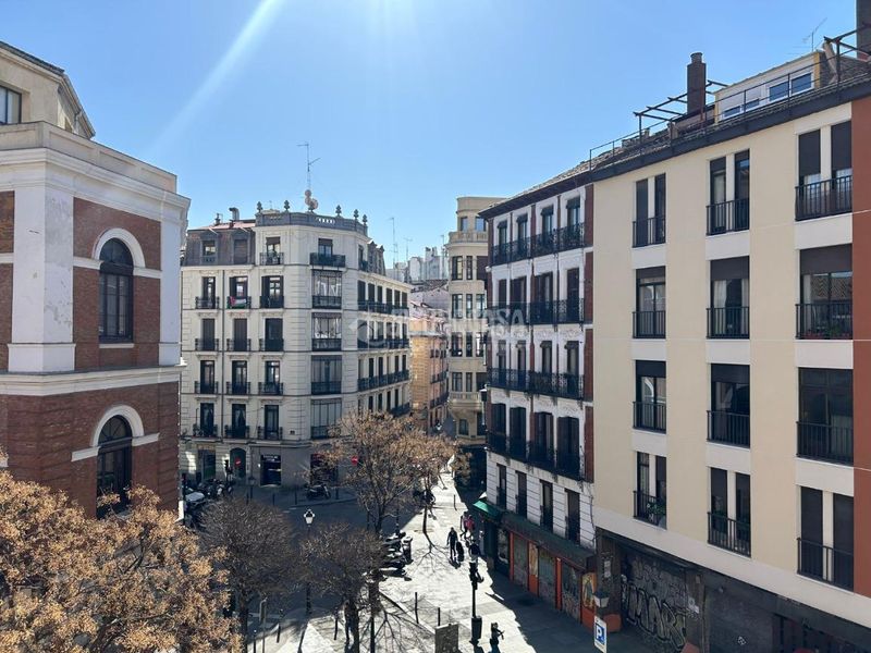 Foto 7377d7b9-c4ed-4241-8246-532fee1849a8. Rent flat with parking in Universidad-Malasaña Madrid