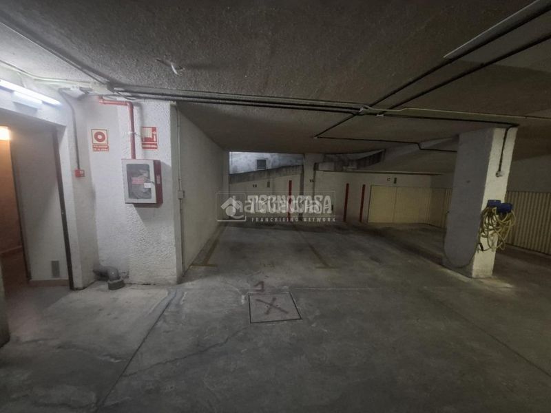 Foto c20cf0a5-062f-4800-8bc3-3032fa16b848. Rent flat with parking in Universidad-Malasaña Madrid