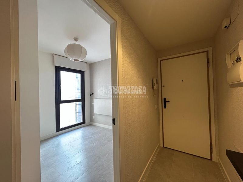 Foto f18da0f0-178a-4770-99e4-33dccdfbc6a7. Rent flat with parking in Universidad-Malasaña Madrid