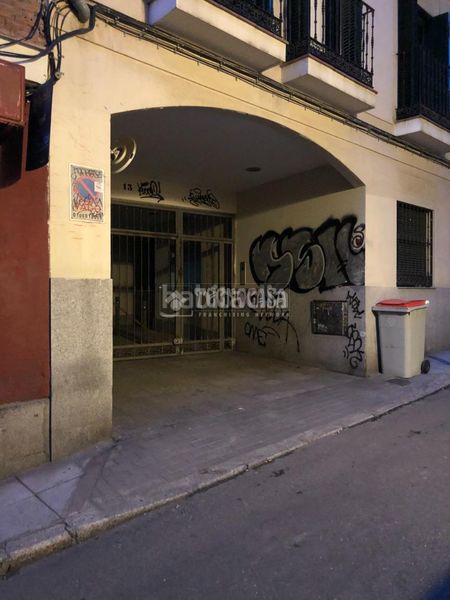 Foto ef0de1c3-e2bc-40db-adc9-876fdf074ec2. Posto auto in Universidad-Malasaña Madrid