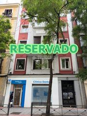 Pis  C. de ferraz. Piso en venta en madrid