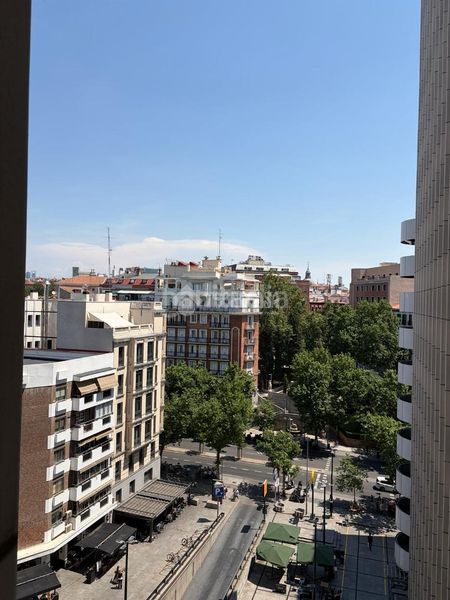 Foto efb96521-c5db-441a-b880-58d21b8a9bab. Pis amb calefacció a Argüelles Madrid