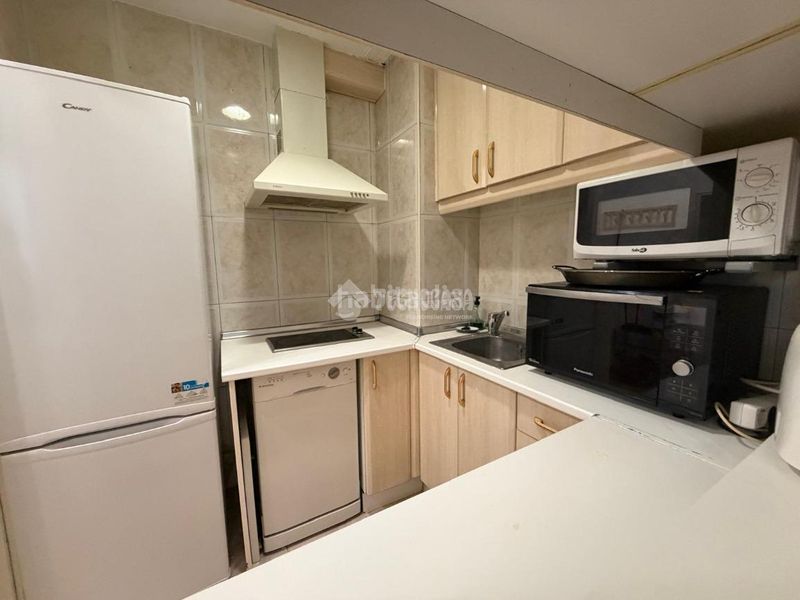 Foto 0c69a97e-6b7c-41aa-be60-2d23d770ed92. Rent flat in Universidad-Malasaña Madrid