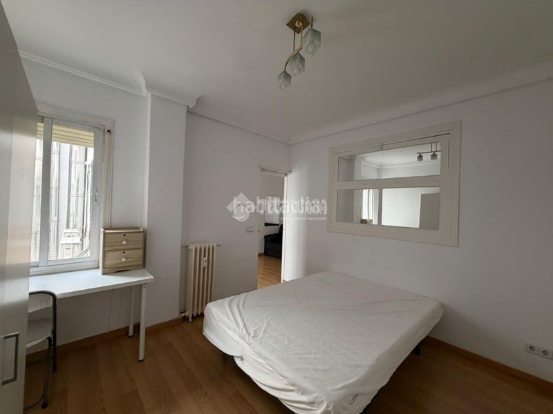 Foto 7c0a3dd4-333c-4f1c-aecf-71f41547ed45. Rent flat with heating in Palacio Madrid
