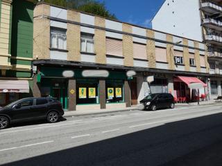 Local Comercial a Valdés. Venta de local de 495 m2
