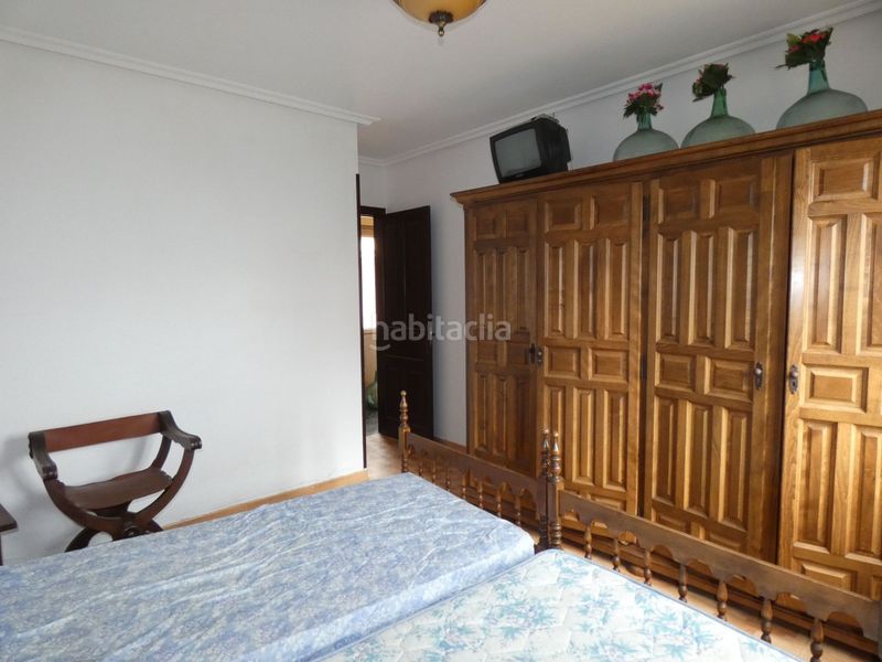 Foto f4cfe070-fc6f-4625-a224-419471cd8c0b. Casa a Valdés