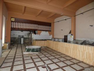 Miete Geschäftsraum in Valdés. Alquiler de local barrestaurante.