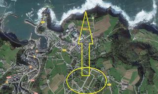 Terrain résidentiel à Valdés. Venta de parcela edificable para 6 chalets adosados