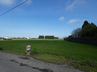 Terrain résidentiel à Valdés. Venta de parcela de 1000 m2 en la costa a cinco minutos de luarc