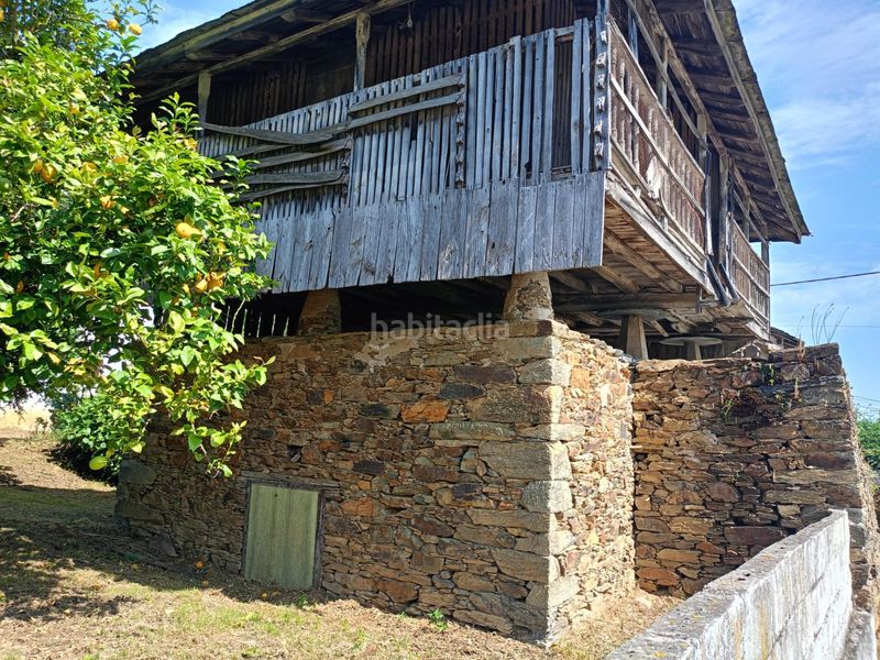 Foto ab272807-05ce-49b1-a0c9-67a6a7f2b8c2. Casa a Valdés