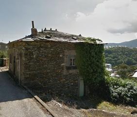 Maison à Valdés. Venta de casa de piedra para restaurar.