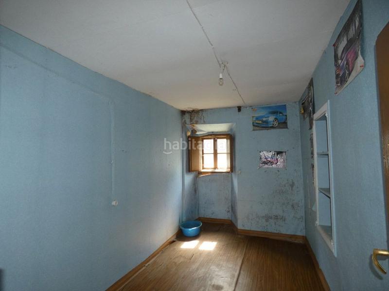 Foto 2d82822c-b55e-4316-9ca5-d71aad8e5965. Casa bonita casa asturiana de piedra con parcela de 1050 m2. en Valdés