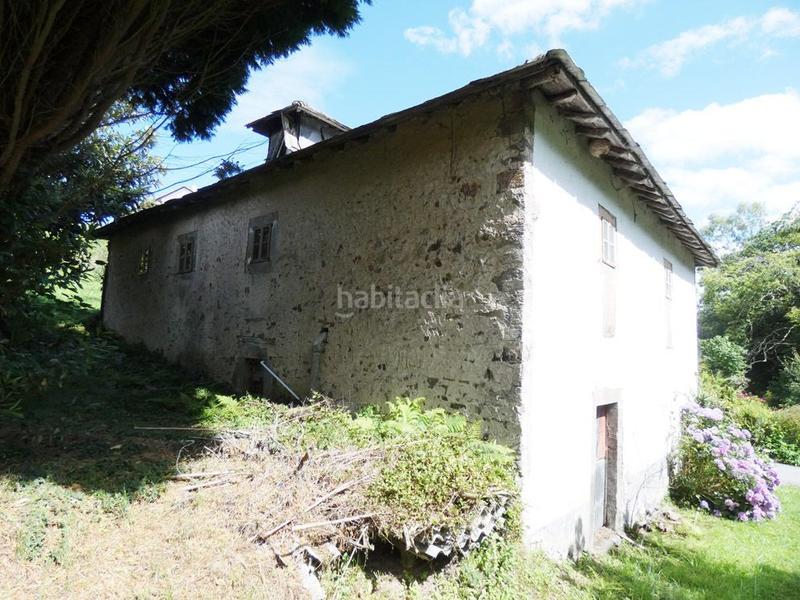 Foto 36936bda-430c-44a7-9787-800a018ed5a0. Casa bonita casa asturiana de piedra con parcela de 1050 m2. en Valdés