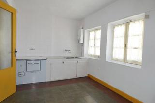 Pis a Valdés. Venta de piso con 2 dormitorios.