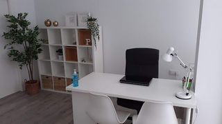 Alquiler Local Comercial en Valdés. Alquiler de local ideal oficinas.