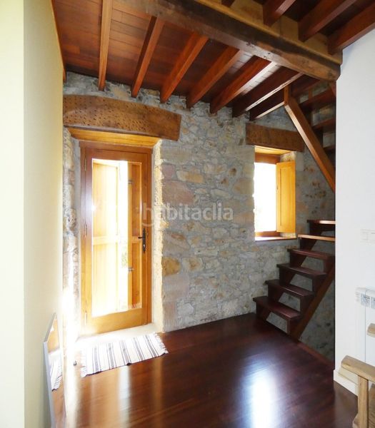 Foto 83ea0f35-029c-4df0-bd66-258f9bc886e6. Casa amb calefacció a Valdés